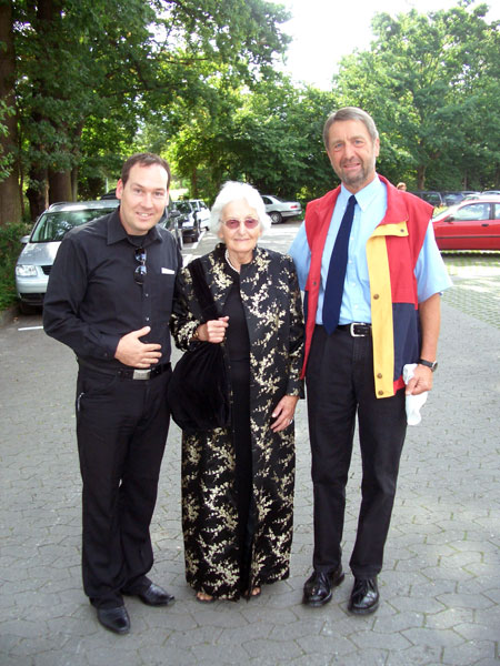 Bild mit Frau Wagner in Bayreuth