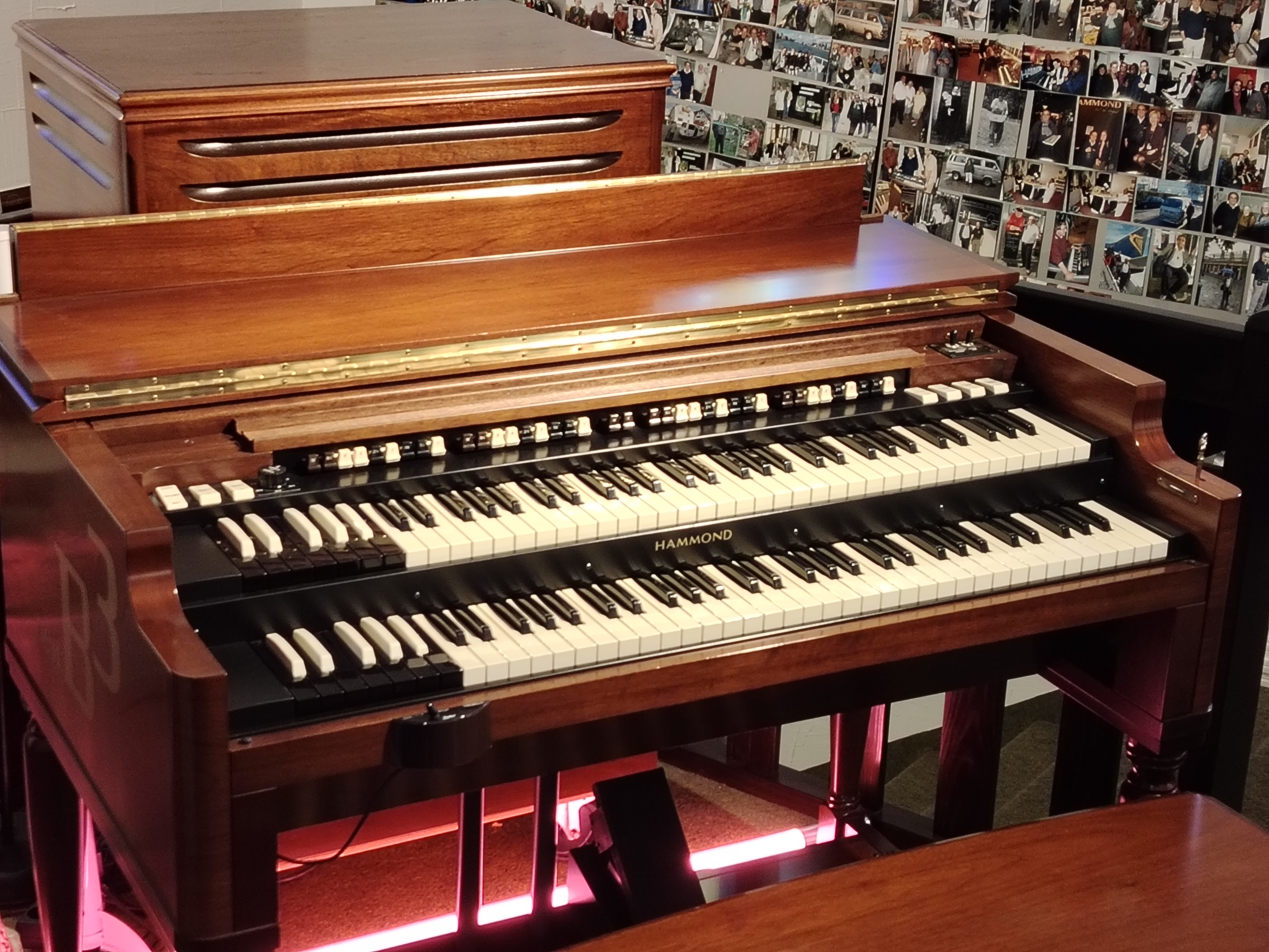 Show-Room-Modell New B-3 Classic - Dieses Instrument war mit den großen Legenden Jimmy Smith & mit Jon Lord live on stage !