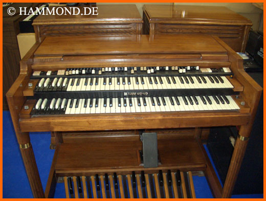 Hammond B-3000