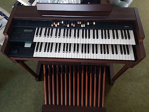 Hammond XB-5 gebraucht aus 1. Hand inkl. 25-tönigem Vollpedal